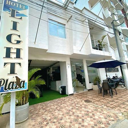 Hotel Light Plaza Агуачика Екстериор снимка