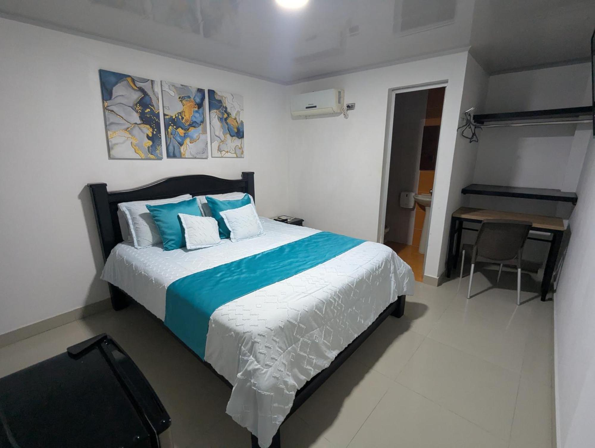 Hotel Light Plaza Агуачика Екстериор снимка