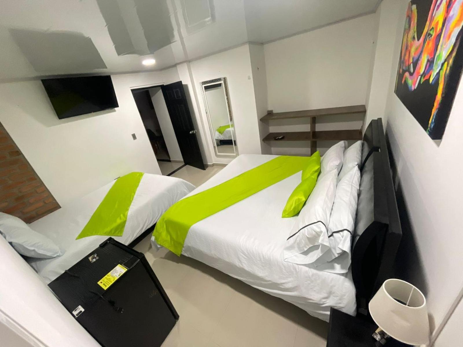 Hotel Light Plaza Агуачика Екстериор снимка