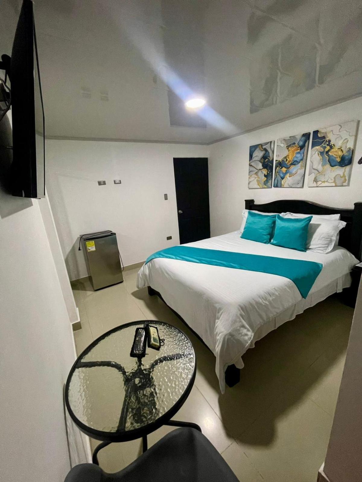 Hotel Light Plaza Агуачика Екстериор снимка